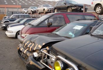 Salvage cars yards