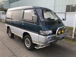 Used Mitsubishi DELICA STAR WAGON