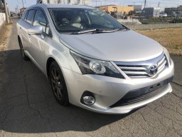 Used Toyota AVENSIS WAGON