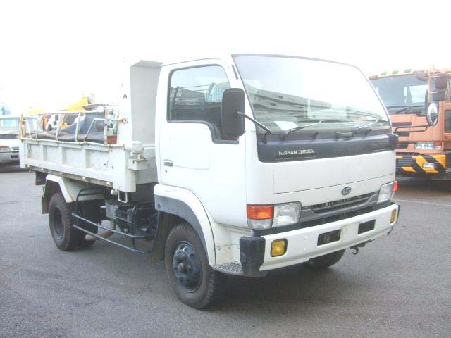 Nissan UD Condor