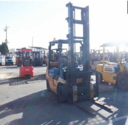 Used Toyota 2.3ton FORKLIFT